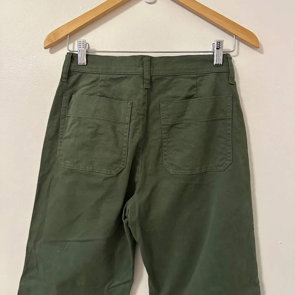 J. Crew Sailor Wide Leg Olive Green Pants | Size 25 - Picture 5 of 9